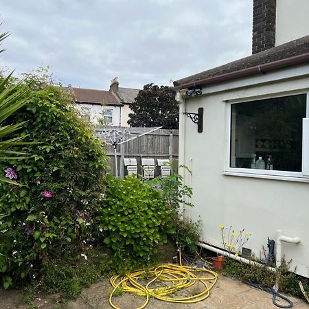 Oxborne Rooms Uk - 22 Seaton Лондон Екстериор снимка