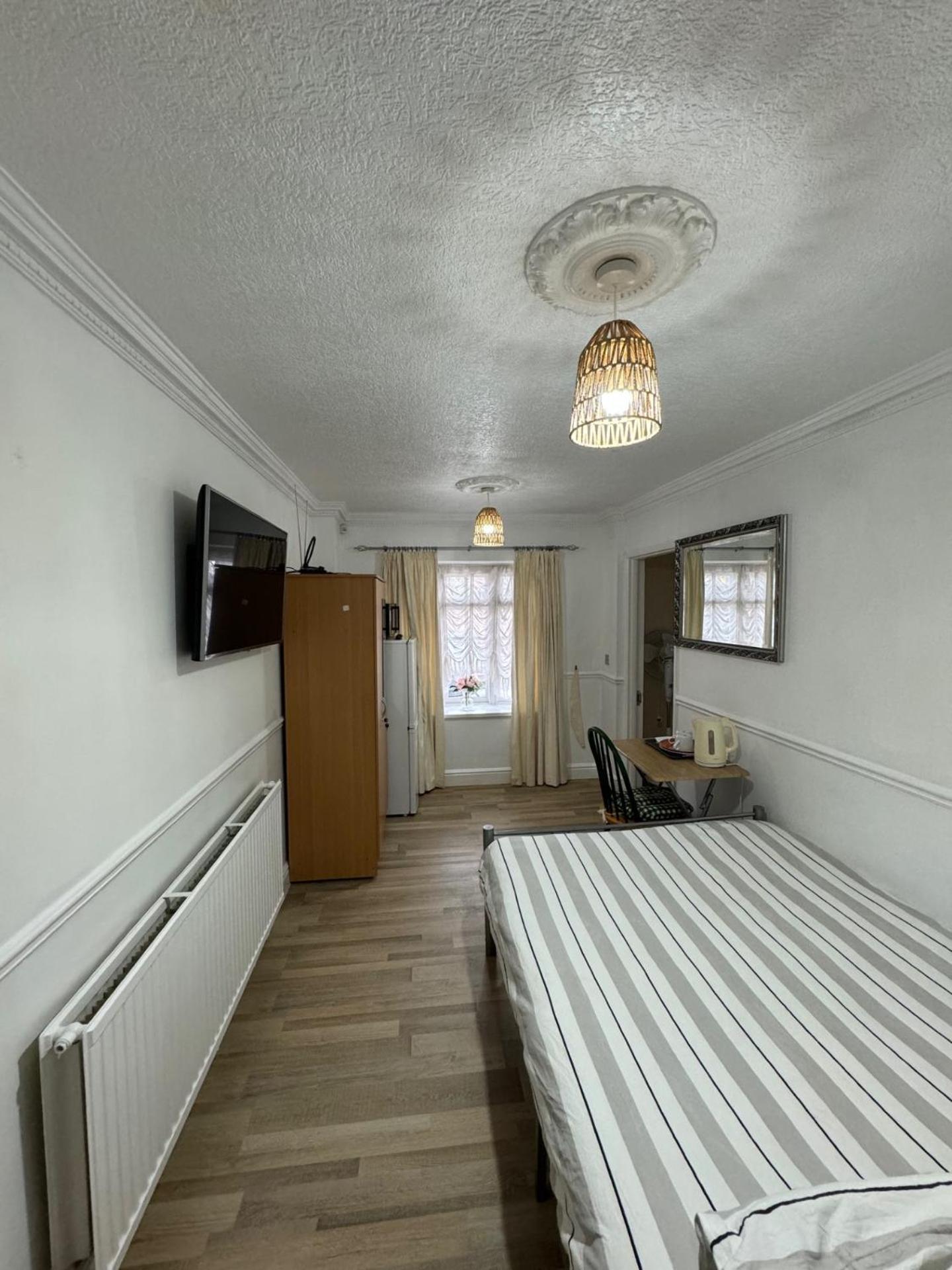 Oxborne Rooms Uk - 22 Seaton Лондон Екстериор снимка