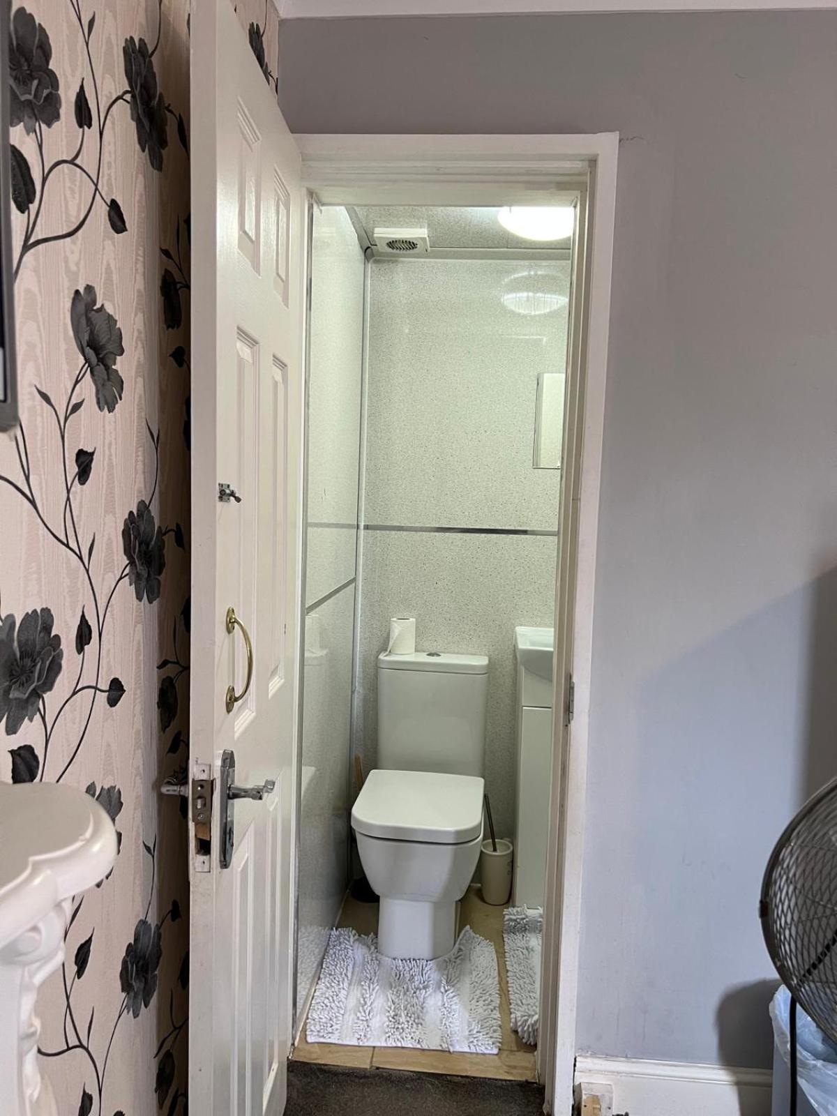 Oxborne Rooms Uk - 22 Seaton Лондон Екстериор снимка