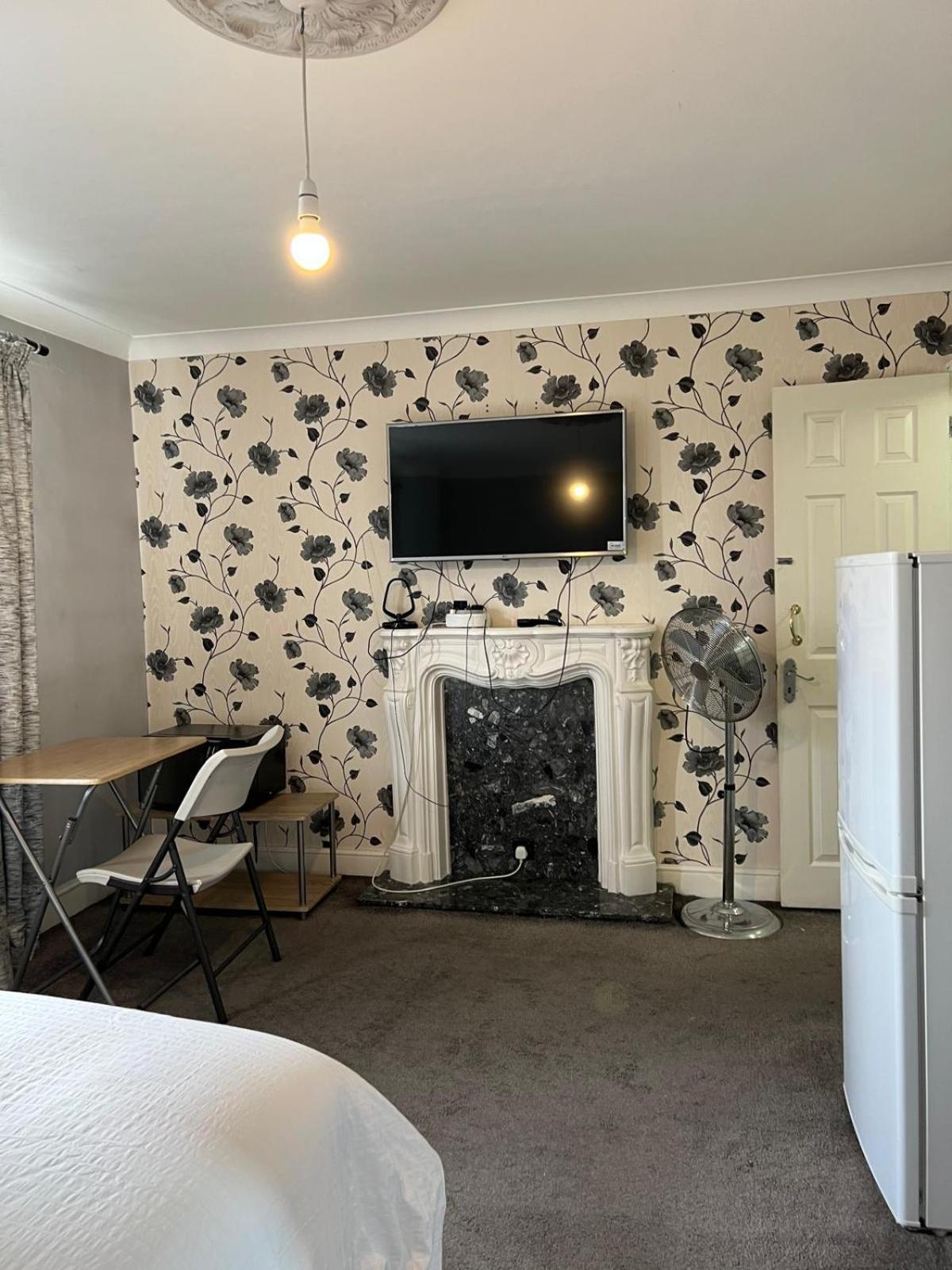 Oxborne Rooms Uk - 22 Seaton Лондон Екстериор снимка