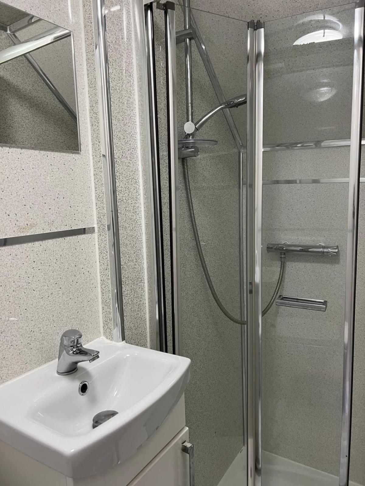 Oxborne Rooms Uk - 22 Seaton Лондон Екстериор снимка